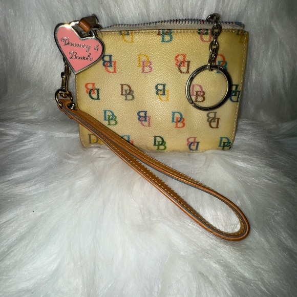 Dooney & Bourke - Picture 9 of 9